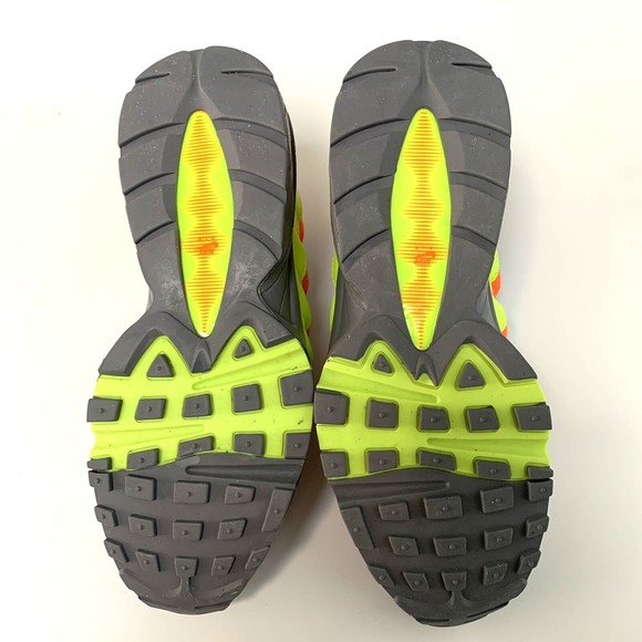 Nike Kids Air Max 95 905348-019 Gray Lace Up Running Shoes Size 4Y / Women’s 5.5 - Picture 4 of 7